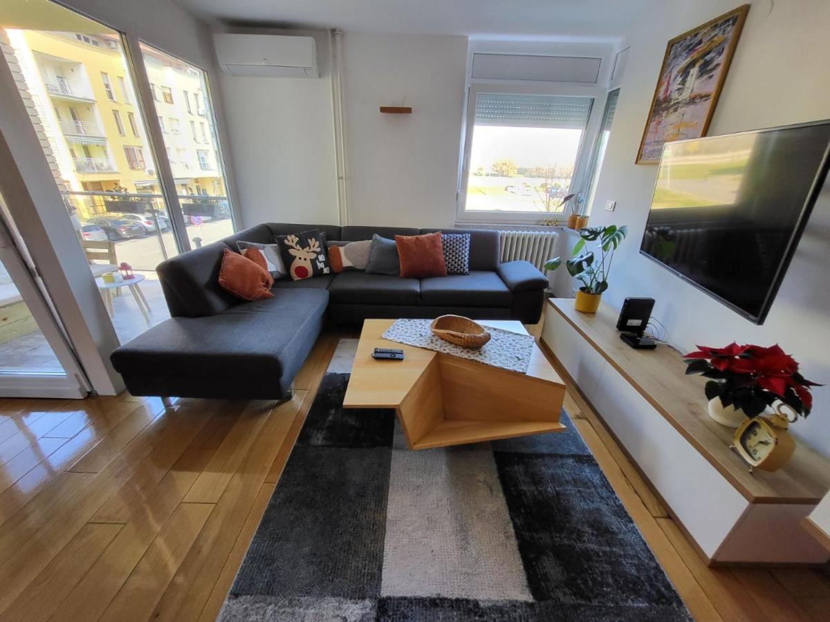 Apartman Bruna Self Check-In Osijek Exteriér fotografie